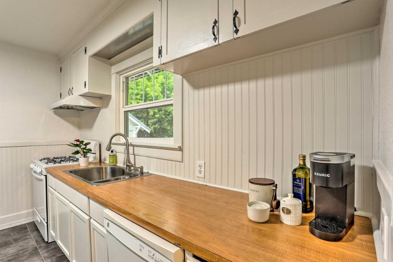 Pet-Friendly Baker City Escape With Private Yard! Luaran gambar