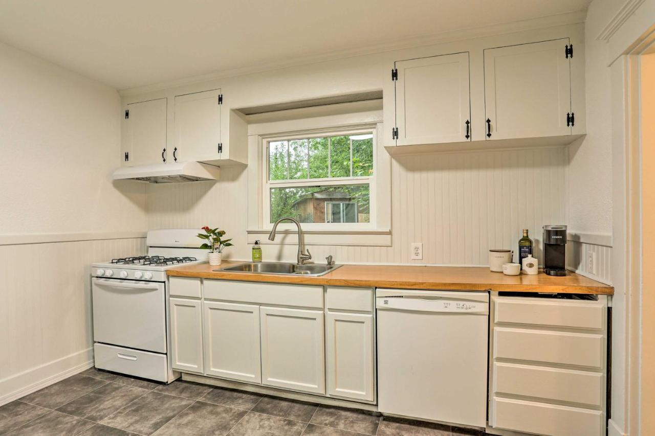 Pet-Friendly Baker City Escape With Private Yard! Luaran gambar